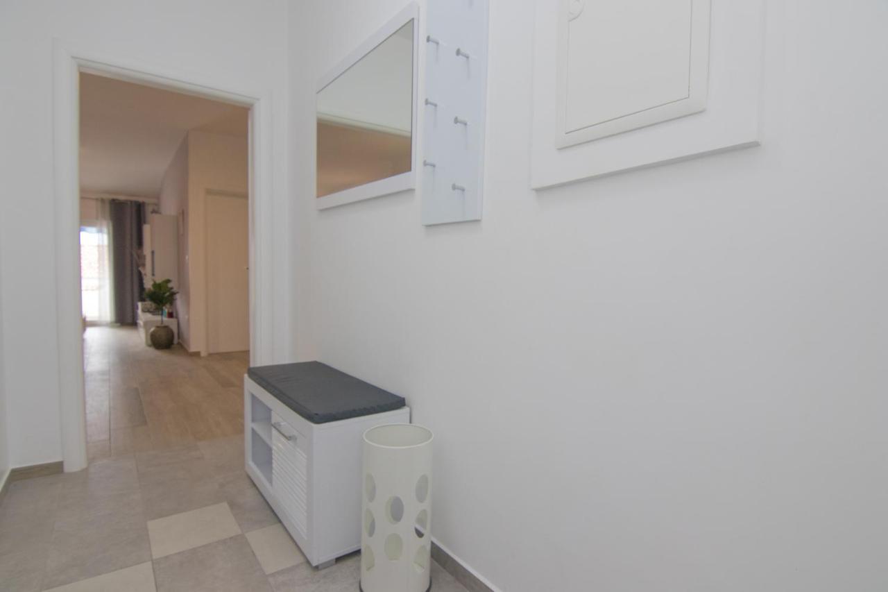 Apartment Neda Đảo Krk Ngoại thất bức ảnh